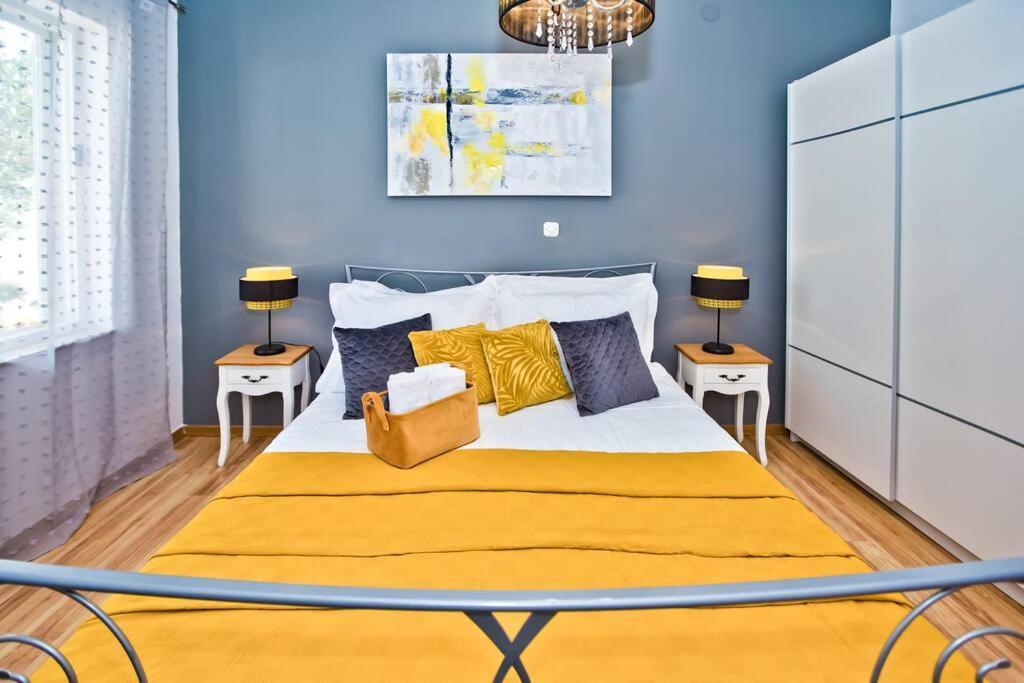 Apartman Tino With Two Sunny Terace Đảo Hvar Ngoại thất bức ảnh