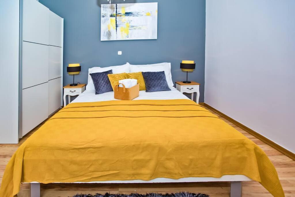 Apartman Tino With Two Sunny Terace Đảo Hvar Ngoại thất bức ảnh